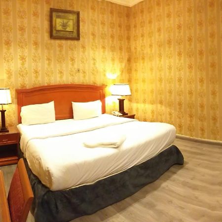 Qasr Al Khalij Hotel リヤード エクステリア 写真