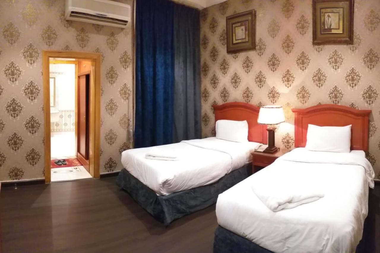 Qasr Al Khalij Hotel リヤード エクステリア 写真