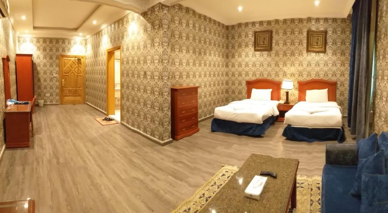 Qasr Al Khalij Hotel リヤード エクステリア 写真