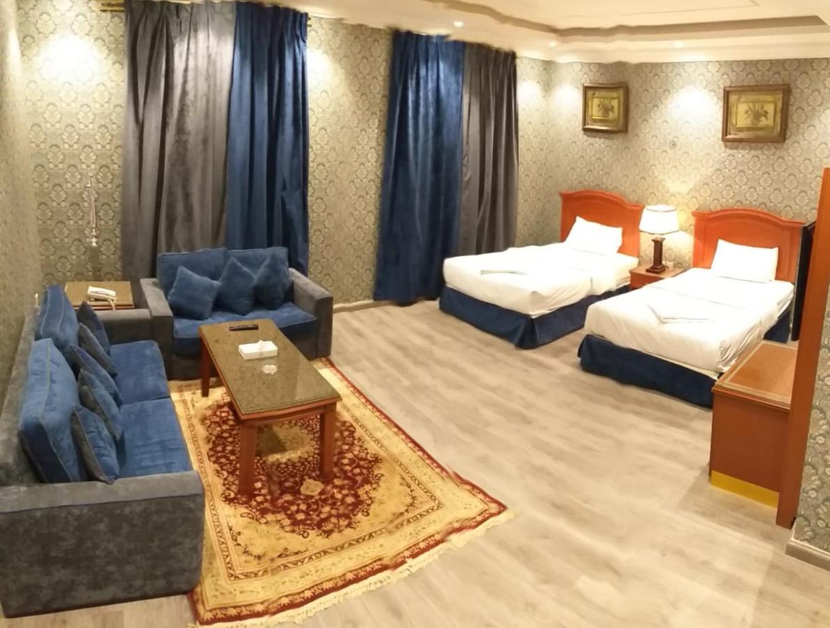 Qasr Al Khalij Hotel リヤード エクステリア 写真