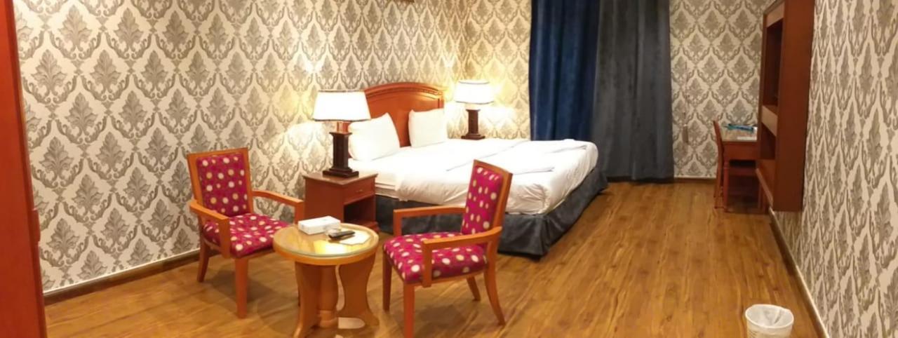 Qasr Al Khalij Hotel リヤード エクステリア 写真
