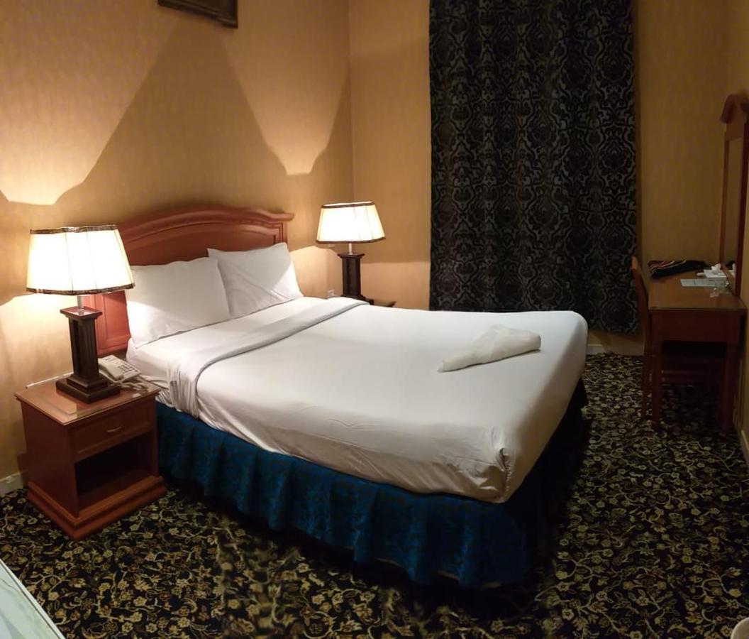 Qasr Al Khalij Hotel リヤード エクステリア 写真