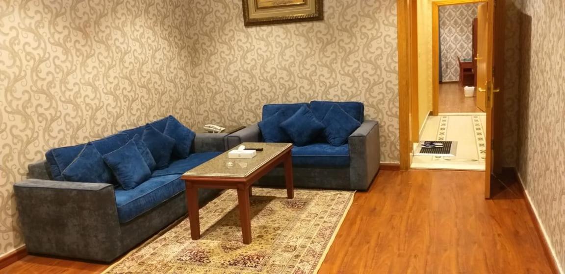 Qasr Al Khalij Hotel リヤード エクステリア 写真